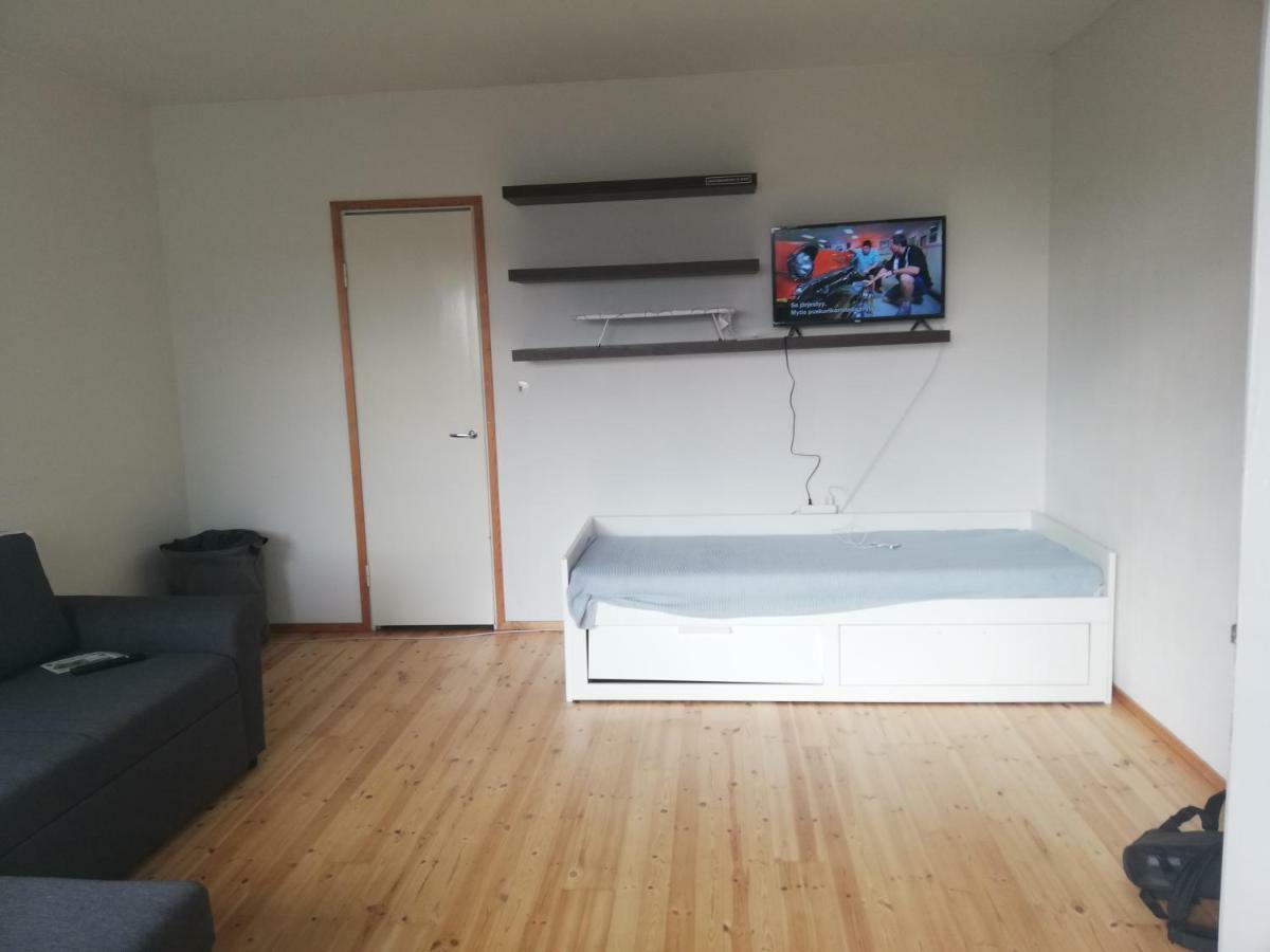 Fantastic Apartment In Hip Area Of Kallio Helsinki Exterior photo